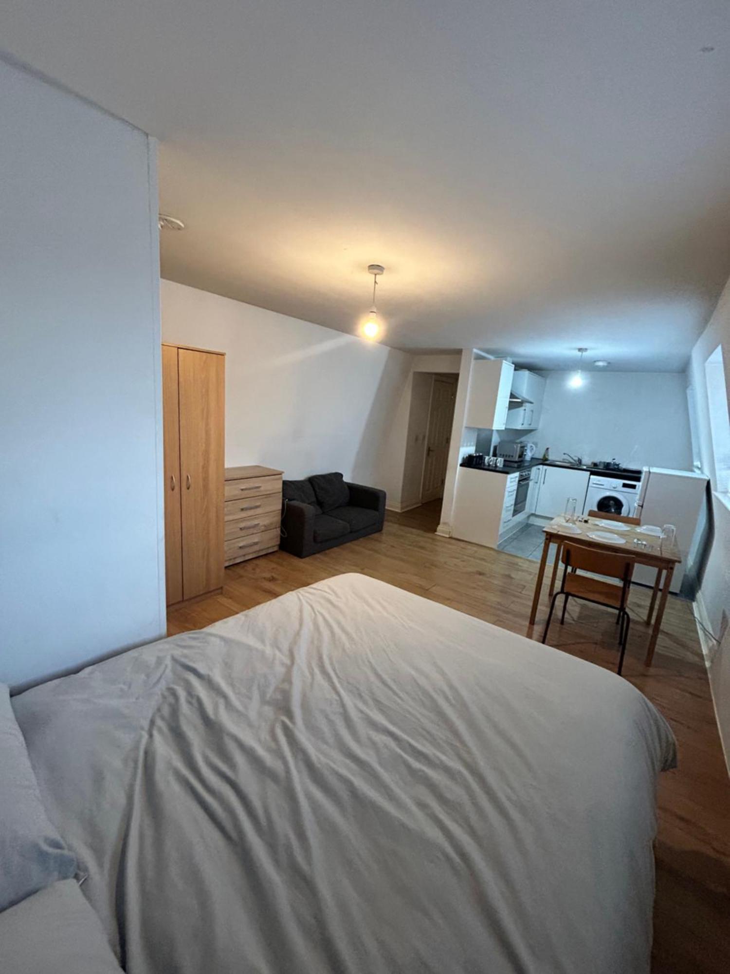 Leicester Studio At City Centre With Free Parking Esterno foto